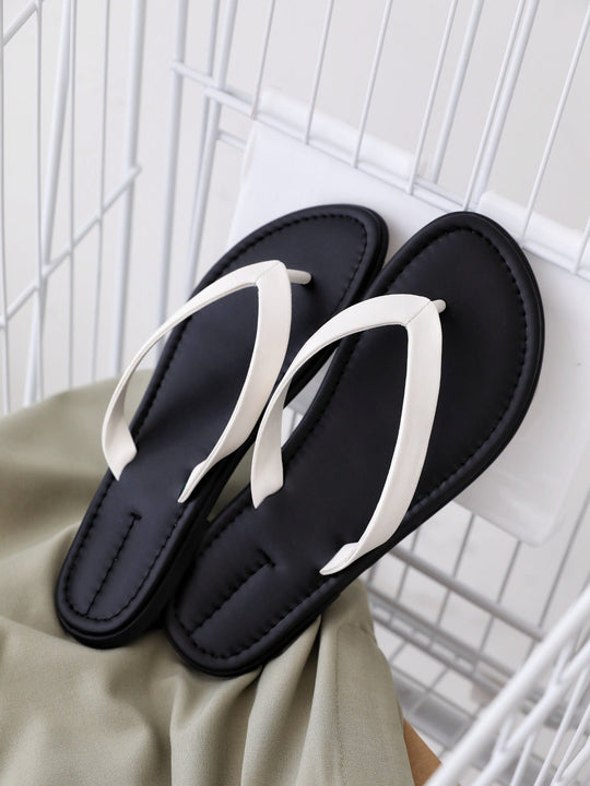 Damen Zehentrenner-Sandalen mit bequemem Fußbett und elegantem Riemendesign