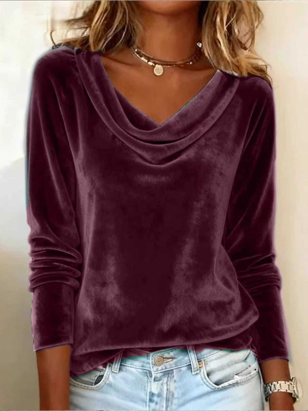 Damen Samt-Longsleeve mit Wasserfallkragen und legerem Schnitt Nord Taschen