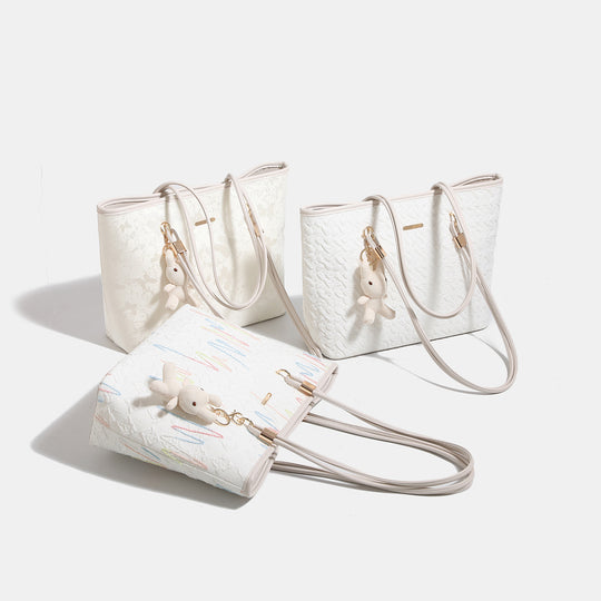 Damen Shopper-Tasche mit floralem Design und verspieltem Zubehör Nord Taschen