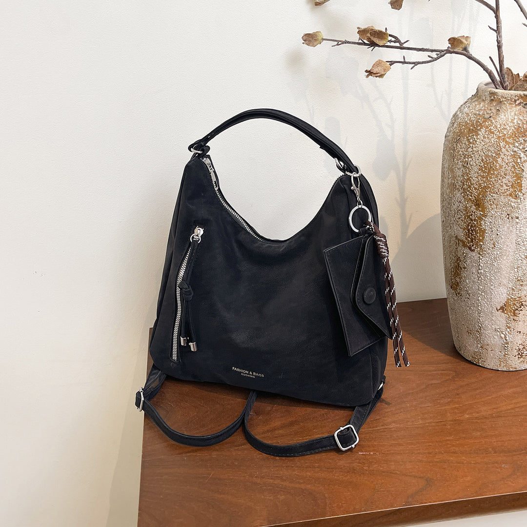 Damen Hobo-Tasche aus hochwertigem Wildleder mit modischen Akzenten Nord Taschen
