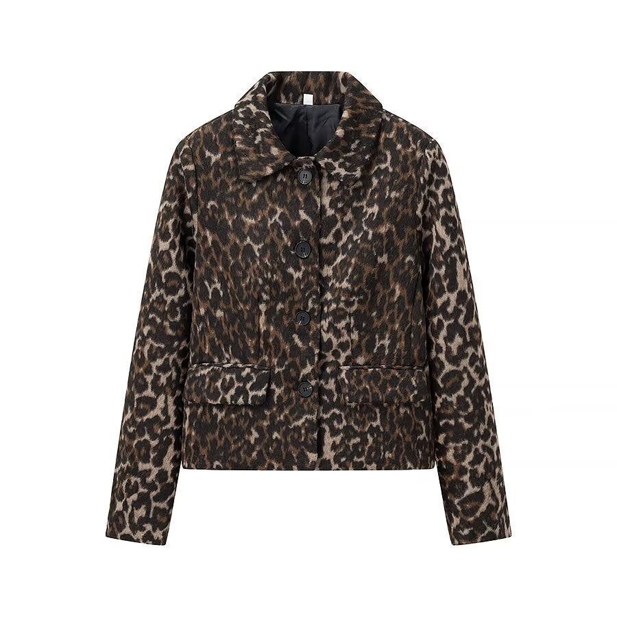 Damen Boxy‑Kurzjacke mit Leopardenmuster, Hemdkragen und aufgesetzten Pattentaschen Nord Taschen