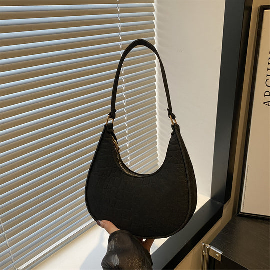 Damen stilvolle Schultertasche mit dezenter Kroko-Optik Nord Taschen