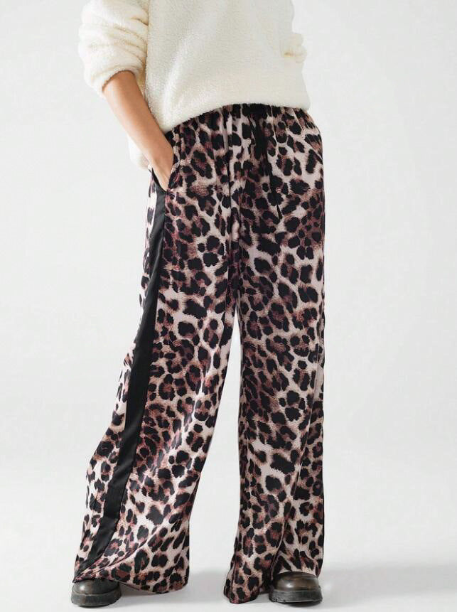Damen weite Leinenhose mit modischem Leopardenmuster und kontrastierendem Streifen