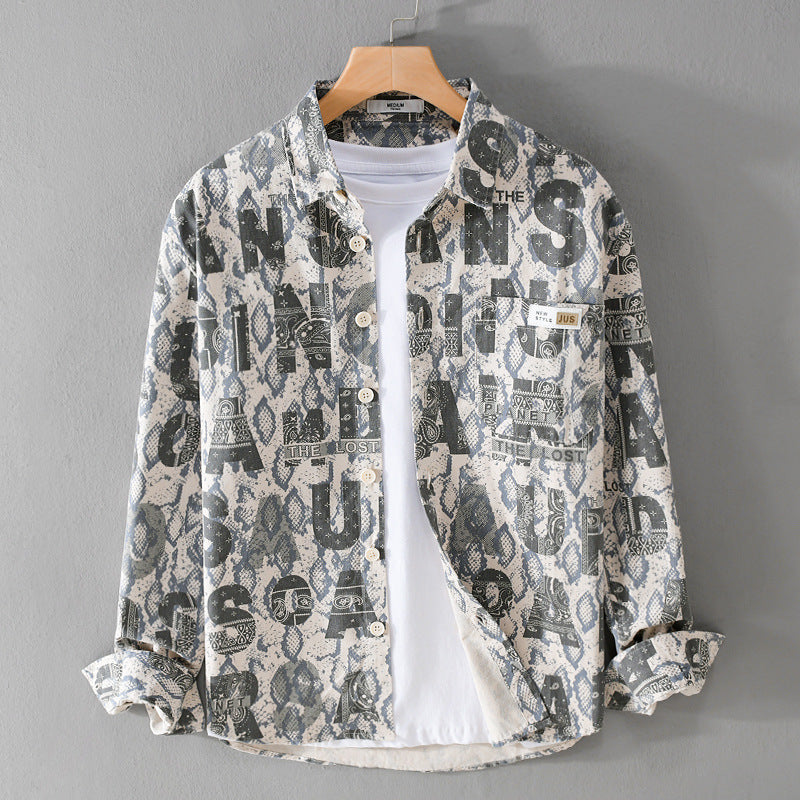 Herren Lockeres Hemdjacken-Overshirt mit Allover-Letterprint und Vintage‑Schlangenstruktur Nord Taschen