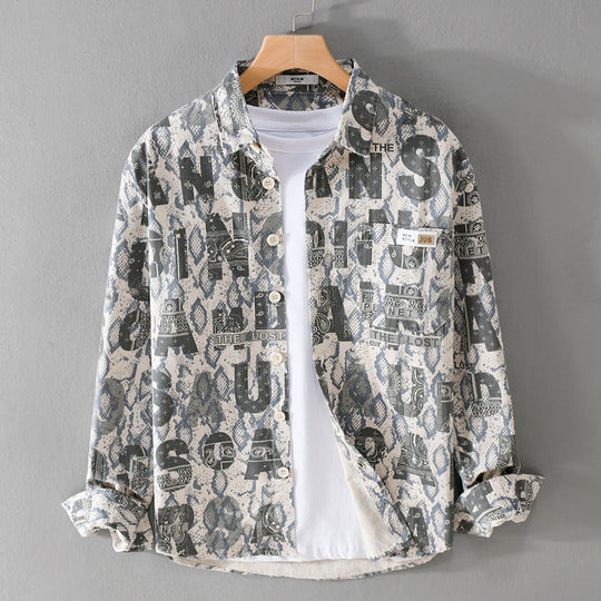 Herren Lockeres Hemdjacken-Overshirt mit Allover-Letterprint und Vintage‑Schlangenstruktur Nord Taschen
