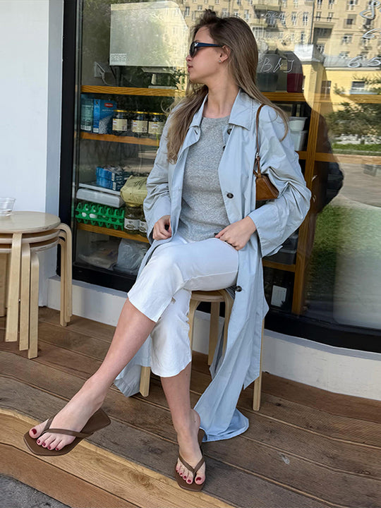Damen Leichter langer Trenchcoat aus technischem Material mit verdeckter Knopfleiste und lockerem Fall Nord Taschen