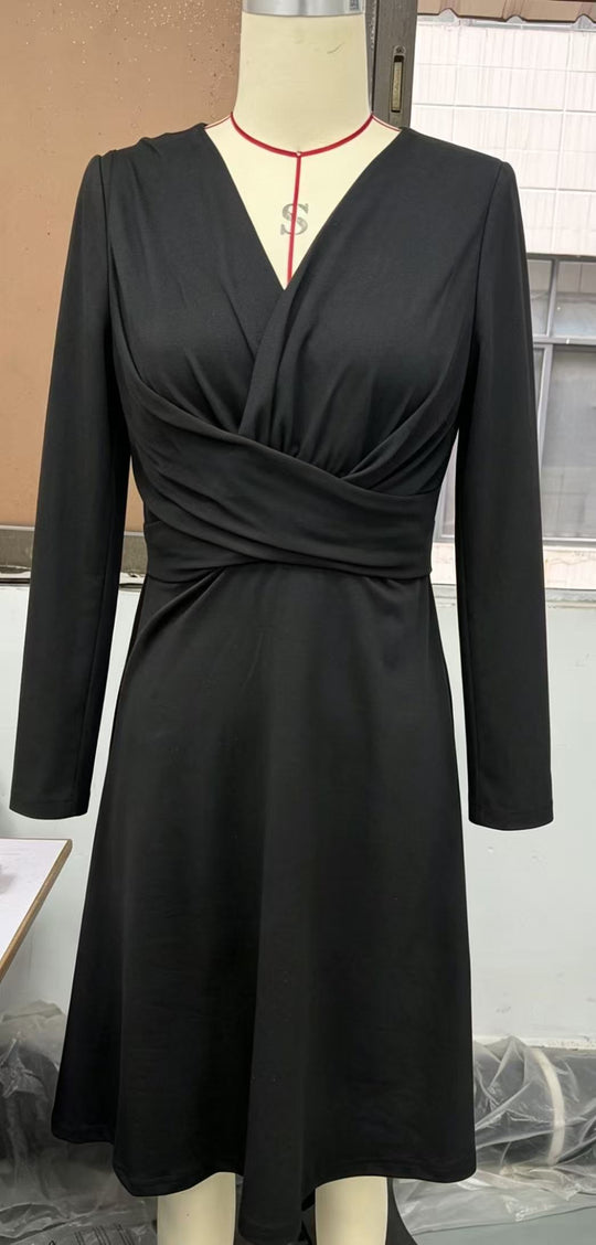 Damen Wickel-Midikleid mit V-Ausschnitt und taillierter Drapierung Nord Taschen