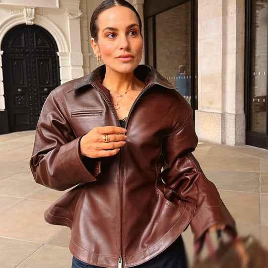 Damen Lederjacke mit tailliertem Schößchen, Reißverschluss & großem Hemdkragen Nord Taschen