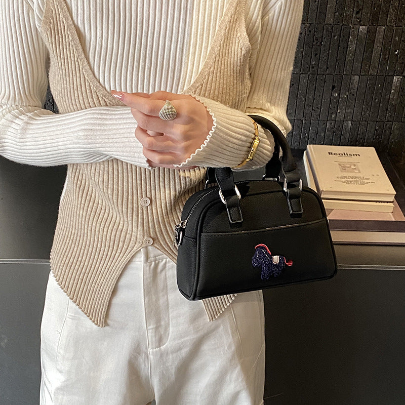 Damen Handtasche mit verspieltem Pferdemotiv und praktischem Tragegriff Nord Taschen