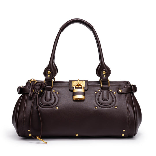 Damen Handtasche mit hochwertigem Leder und goldenen Akzenten Nord Taschen
