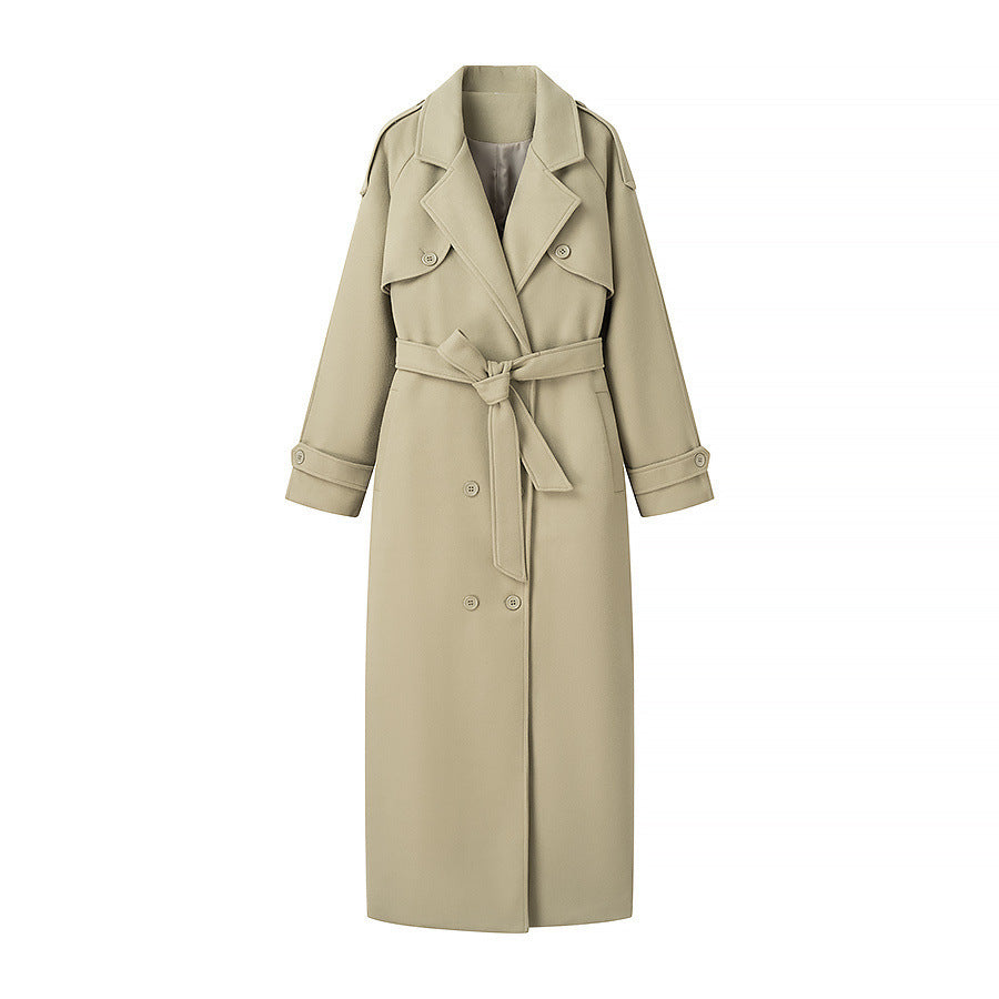 Damen Langer taillierter Trenchcoat mit Bindegürtel, Schulterpatten und doppelreihiger Knopfleiste Nord Taschen