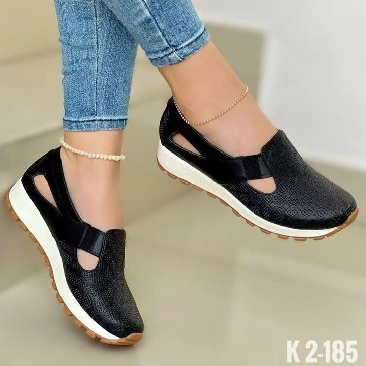Damen  atmungsaktive Slip-On Keilsneaker aus Kunstleder mit Cut-Outs und gepolsterter Komfortsohle Nord Taschen