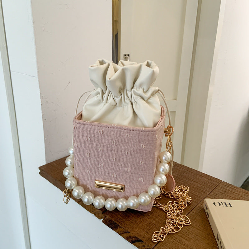 Damen Beuteltasche mit eleganter Perlenkette Nord Taschen