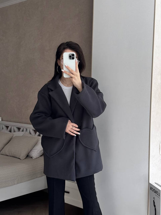 Damen Oversized Blazer-Mantel mit herzförmigen Taschen Nord Taschen