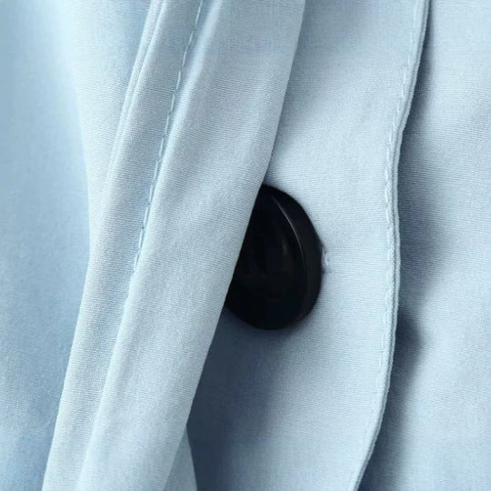 Damen Leichter knielanger Trenchcoat im Clean‑Look mit Bindegürtel und verdeckter Knopfleiste Nord Taschen