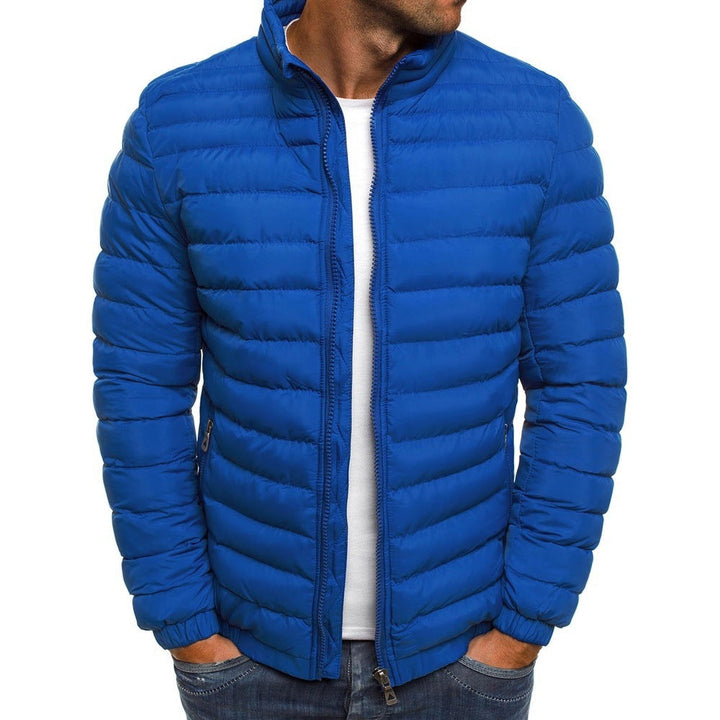 Herren leichte Steppjacke mit hohem Kragen und praktischen Taschen