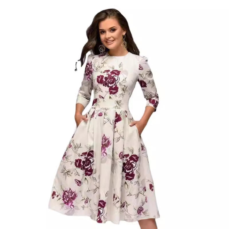 Damen Midikleid mit taillierter Silhouette und floraler Jacquardstruktur Nord Taschen