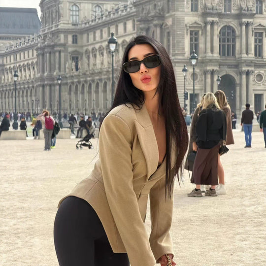 Damen Taillierter Blazer mit Peplum-Schnitt und asymmetrischer Saumführung Nord Taschen