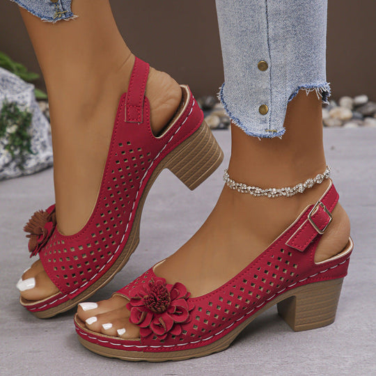 Damen modische Sling-Sandalen mit dekorativem Blumenapplikation