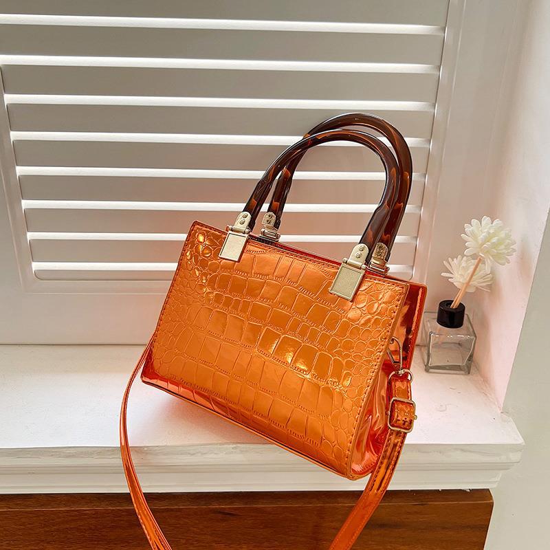 Damen stilvolle Handtasche im eleganten Krokodil-Look Nord Taschen