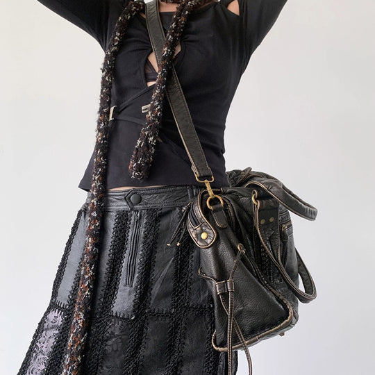 Damen Hobo-Tasche mit praktischen Reißverschlussfächern und eleganter Struktur Nord Taschen