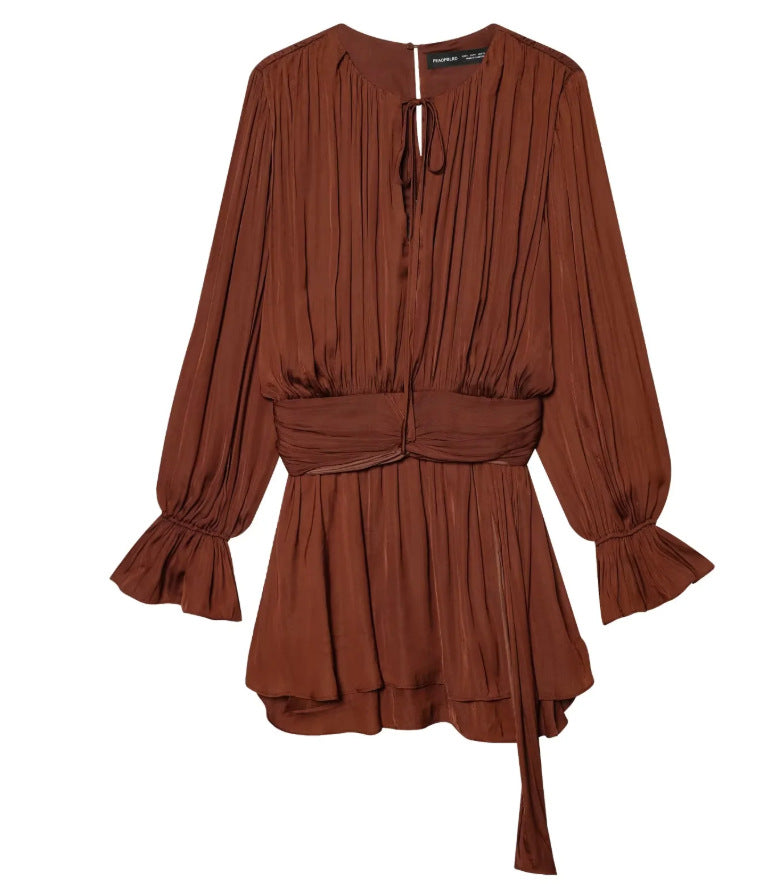 Damen Plissiertes Bindeblouson-Minikleid mit tailliertem Wickelgürtel und Glockenärmeln Nord Taschen
