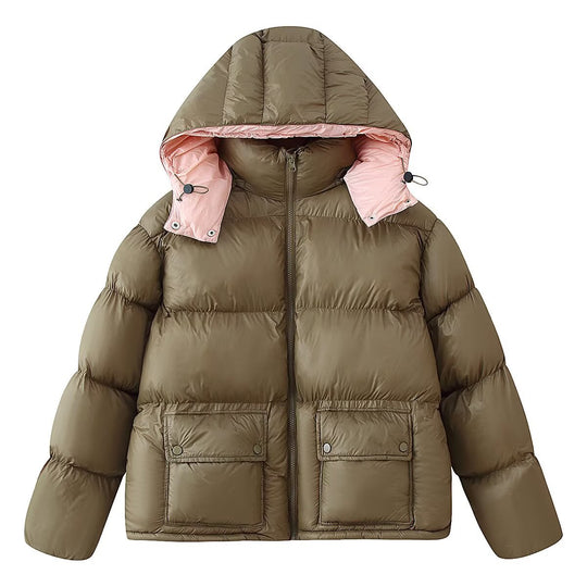 Damen Kurz geschnittene Steppjacke mit Kapuze hohem Stehkragen und aufgesetzten Klappentaschen Nord Taschen