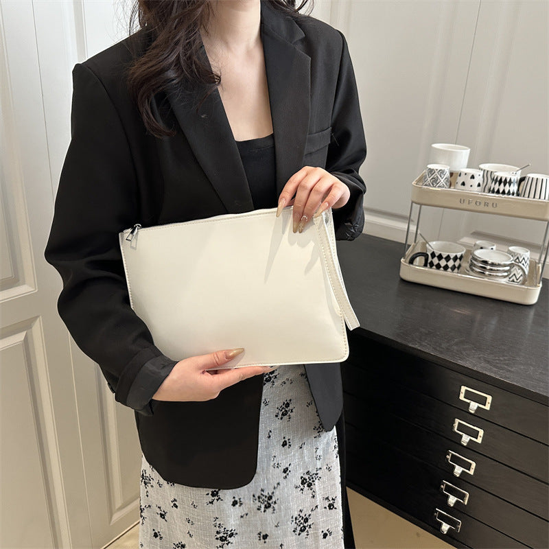 Damen elegante Clutch mit modernem Karo-Muster Nord Taschen
