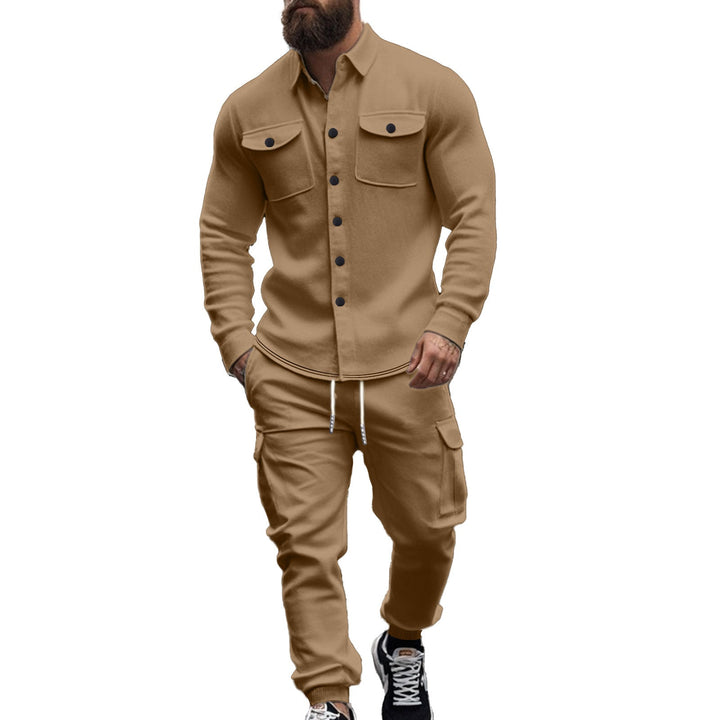 Herren Cargo-Set mit lässigen Hemd und elastischen Hosen