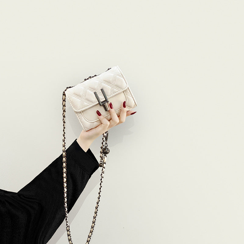 Damen Mini-Clutch mit elegantem Kettenriemen und luxuriösem Steppmuster Nord Taschen