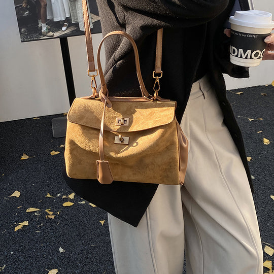 Damen Hobo-Handtasche mit eleganten Details und verstellbarem Schulterriemen Nord Taschen