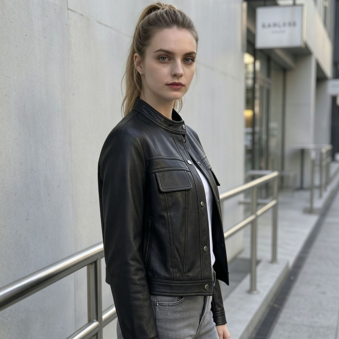 Damen Kurz geschnittene Lederjacke mit Stehkragen und Pattentaschen Nord Taschen