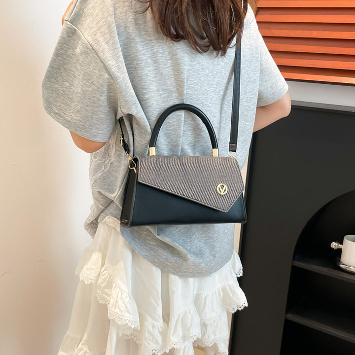 Damen Clutch mit edler Struktur und abnehmbarem Schulterriemen Nord Taschen