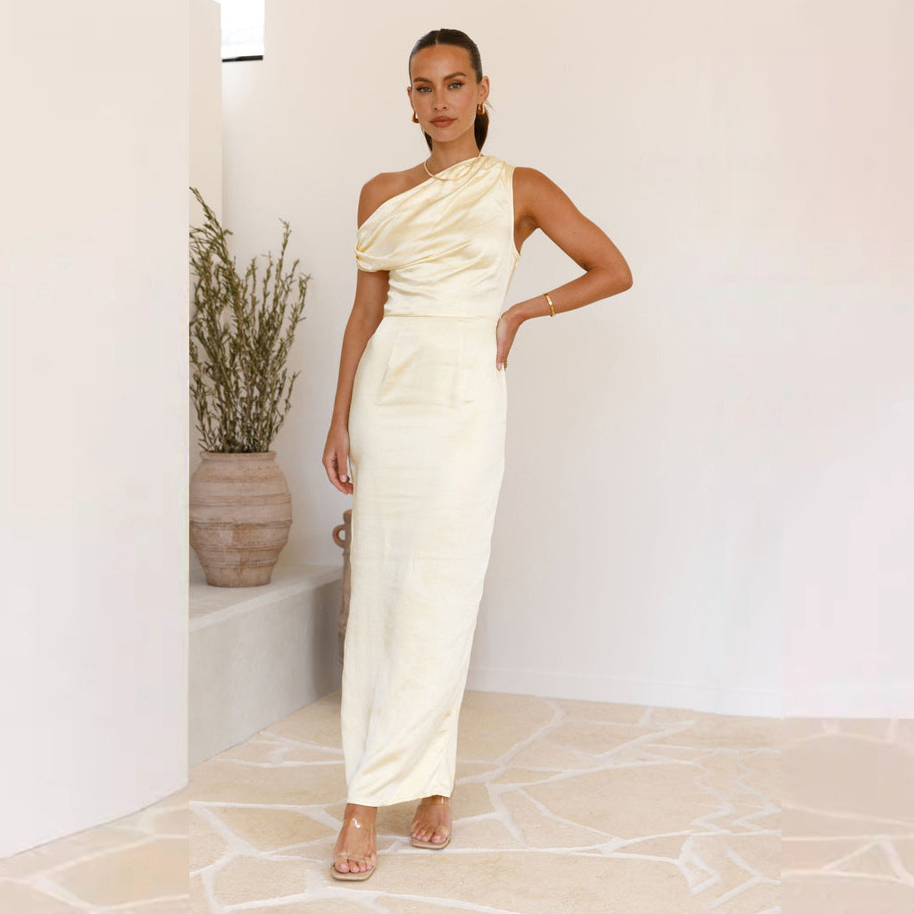 Damen Elegantes Maxikleid mit asymmetrischem Oberteil und figurbetontem Schnitt