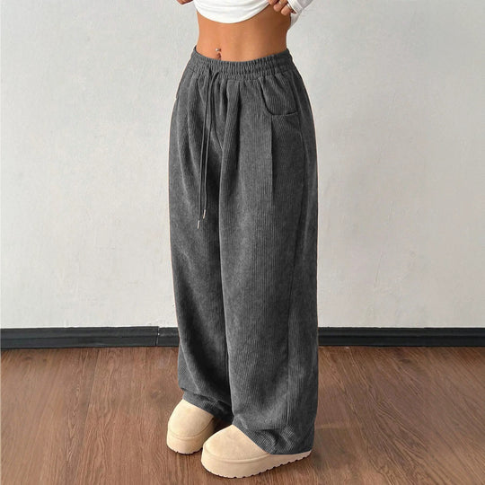 Damen Cordhose mit weitem Bein, elastischem Bund und Kordelzug Nord Taschen