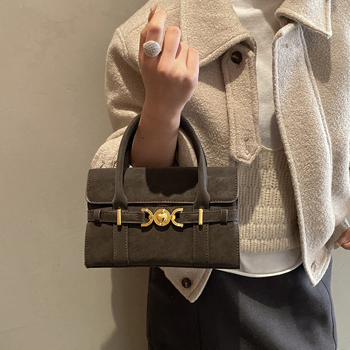 Damen elegante Handtasche mit dekorativem Kettenverschluss Nord Taschen