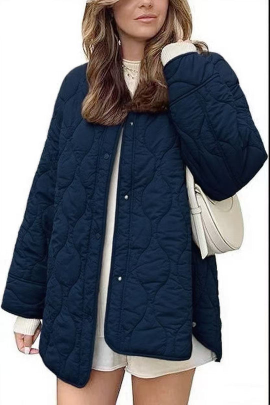 Damen Steppjacke im Oversize Design mit gewölbter Steppung und seitlichem Schlitz Nord Taschen