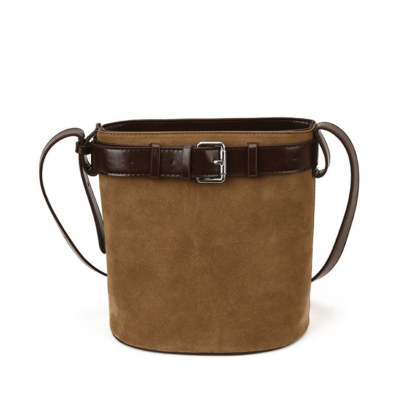 Damen Hobo-Tasche mit luxuriösem Wildlederüberzug und elegantem Gürtelakzent Nord Taschen