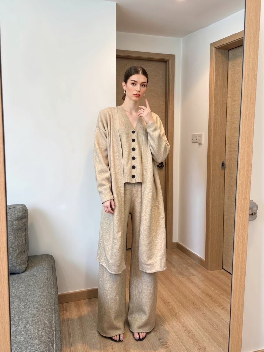 Damen Oversize Strick-Set mit Longcardigan, Knopf-Weste und weiten Hosen Nord Taschen