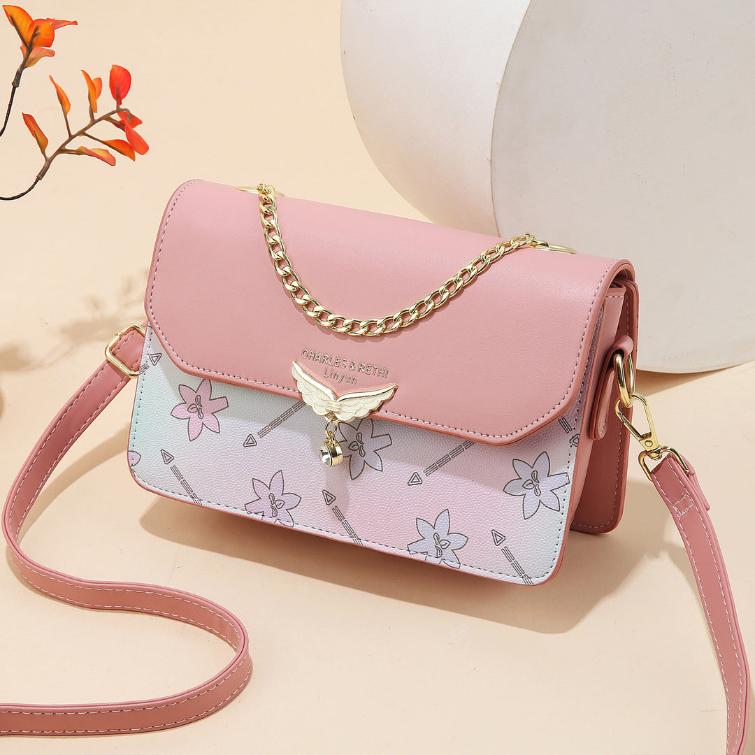 Damen Schultertasche mit elegantem Karomuster und goldener Kette Nord Taschen