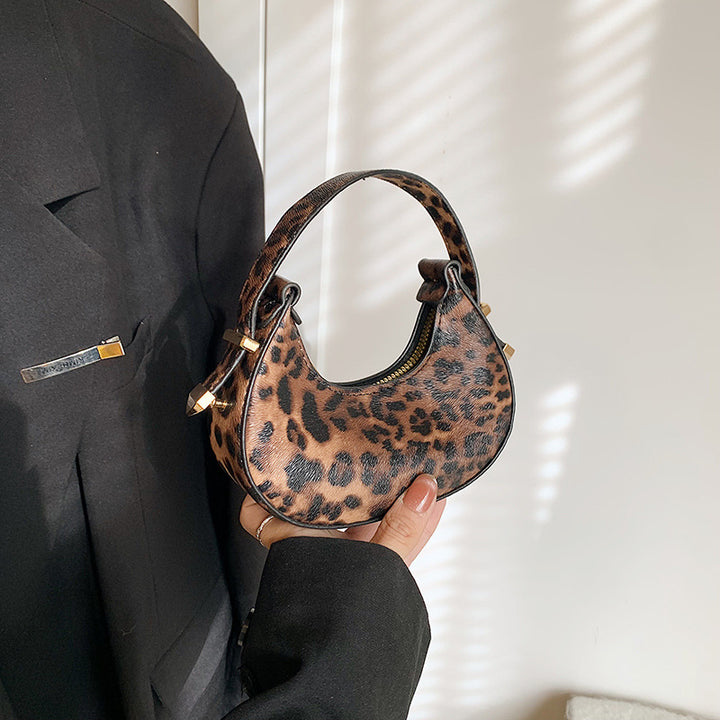Damen Umhängetasche im eleganten Leopardenmuster Nord Taschen