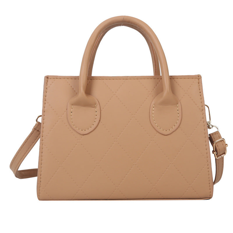 Damen stilvolle und strukturierte Handtasche mit trendiger Steppung Nord Taschen