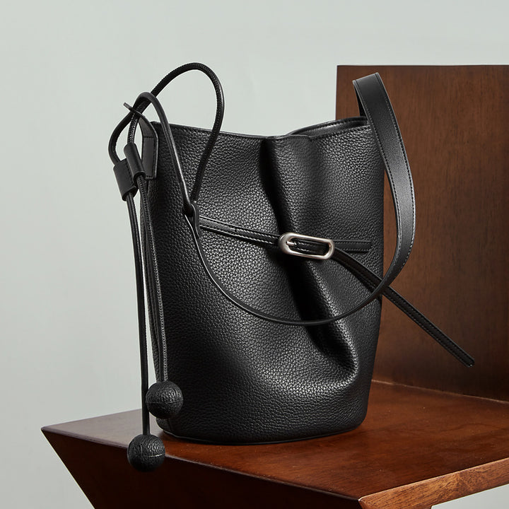 Damen Hobo-Tasche mit stilvollem Design und praktischen Fächern Nord Taschen