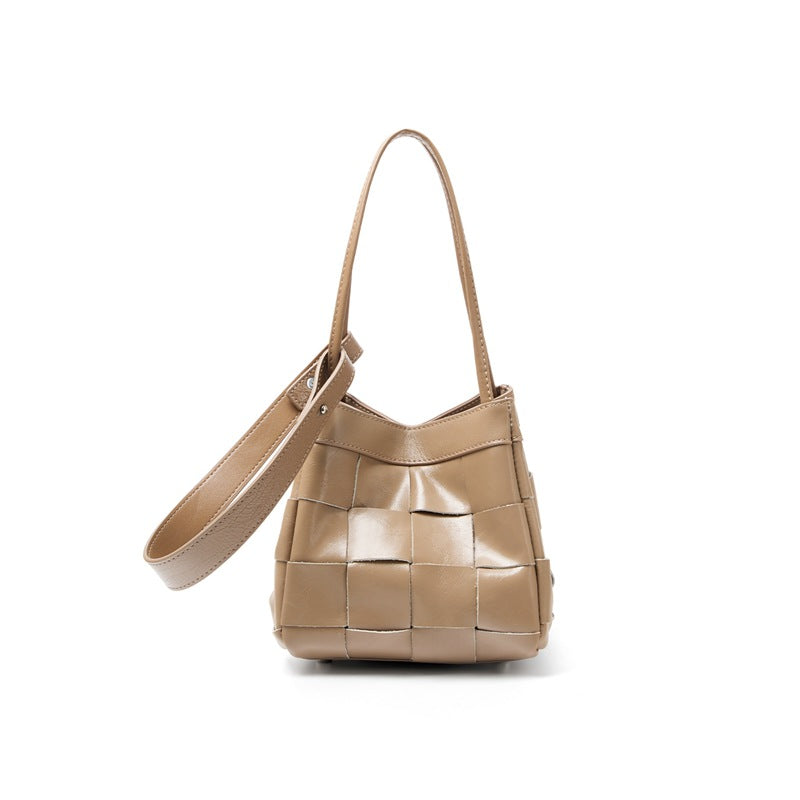 Damen trendige Schultertasche im modernen Flecht-Design Nord Taschen