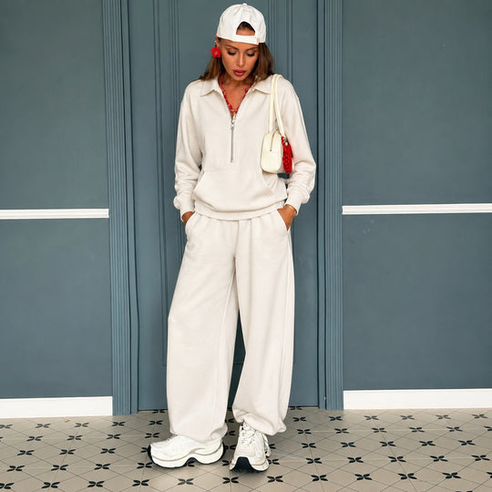 Damen lässiges Zip-Sweatset mit Polokragen und weitem Jogger-Schnitt Nord Taschen