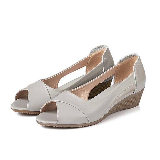 Damen Wedgesandaletten mit elegantem Cut-Out-Design und komfortabler Sohle