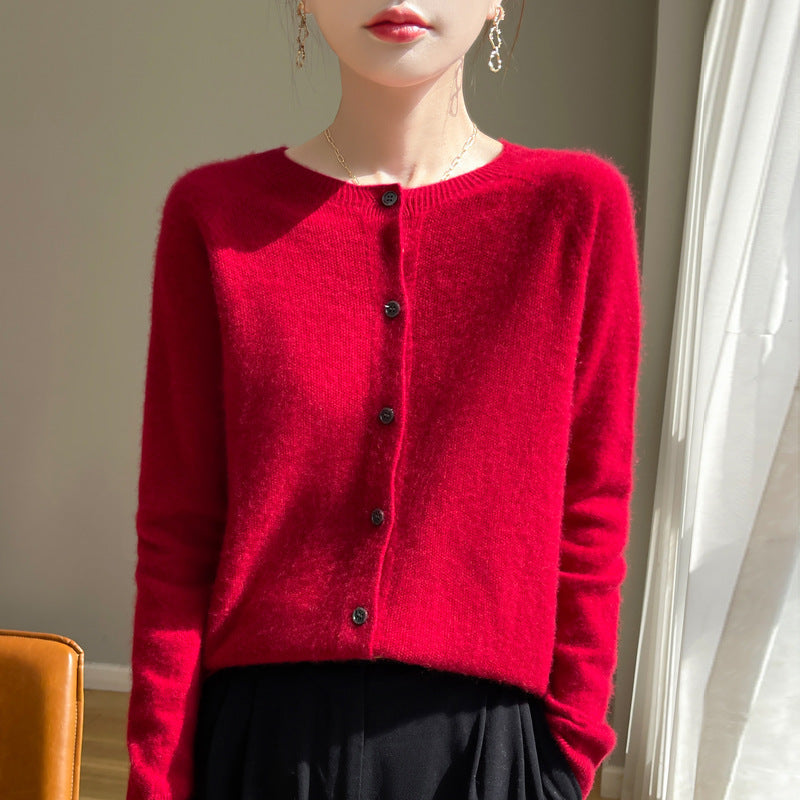 Damen Kurzgeschnittener Feinstrick-Cardigan mit Rundhalsausschnitt und schimmernder Knopfleiste Nord Taschen