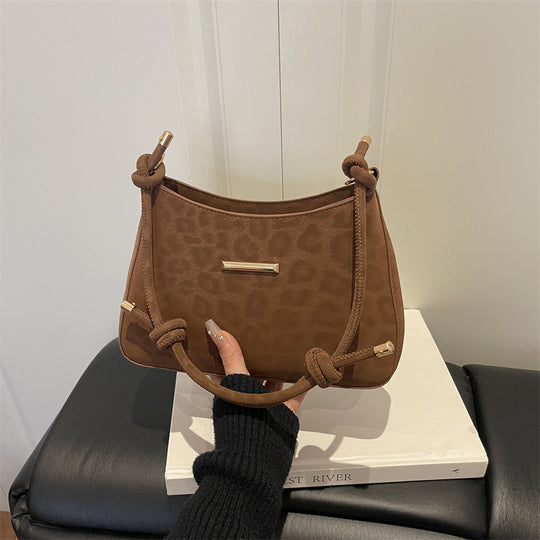 Damen modische Umhängetasche mit eleganten Knoten-Details Nord Taschen