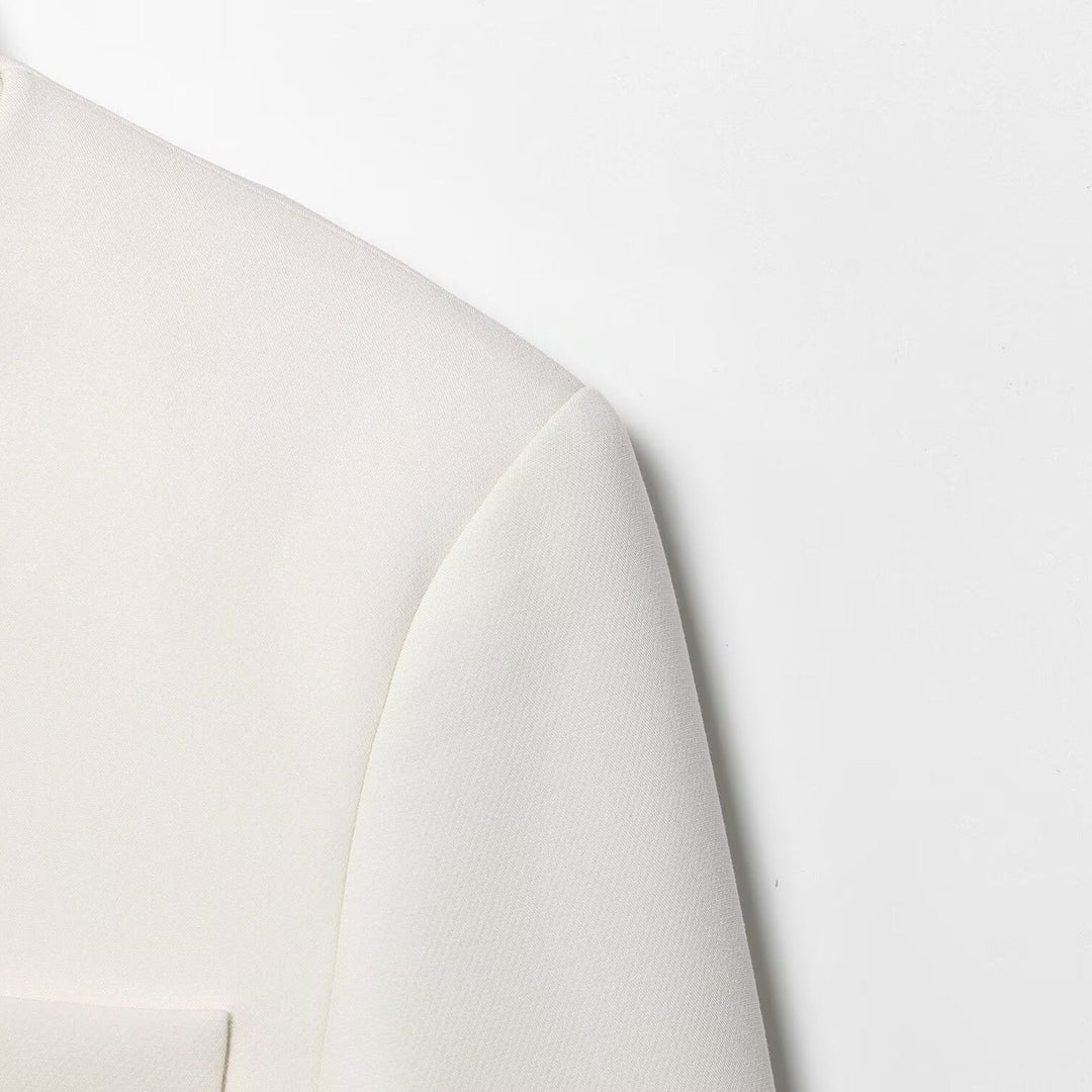 Damen 80+ taillierter Cropped-Blazer mit Stehkragen und verdeckter Knopfleiste Nord Taschen