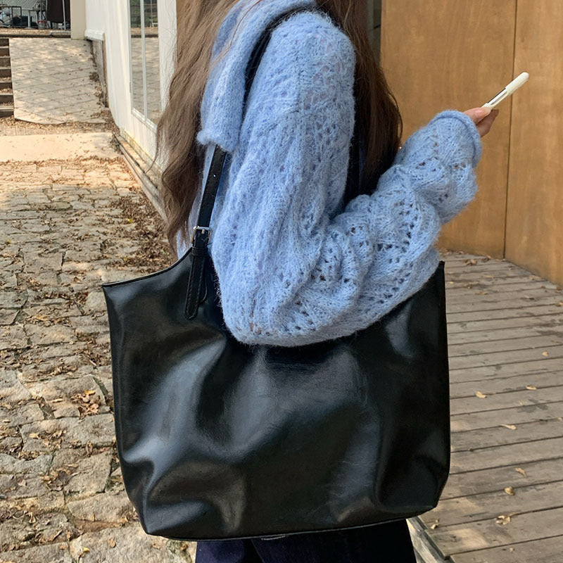 Damen elegante Tragetasche mit geschwungenem Design Nord Taschen